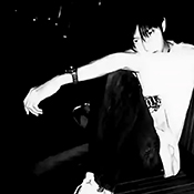 宗窃自动点击器